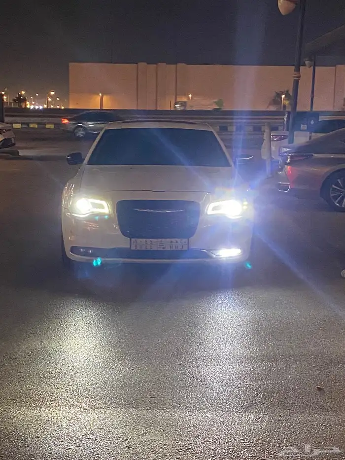 كرايسلر 2016 فل كامل 5.7 0