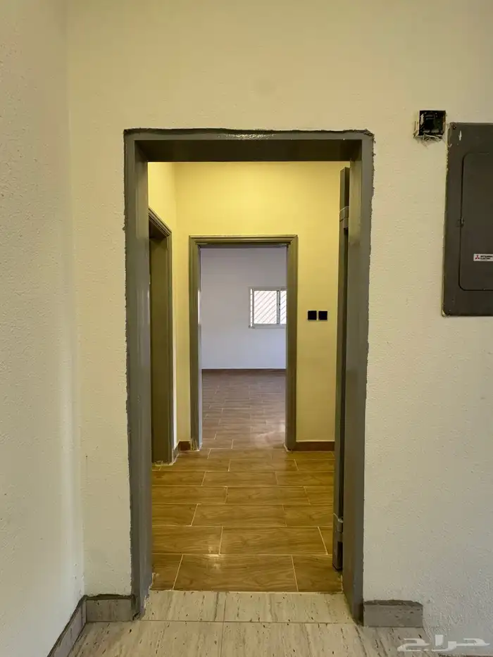 للايجار دور ارضي و دور علوي مفصوله الملز 11