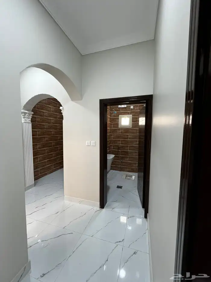 شقة حي الدانة 3 دور ارضي جديدة 12