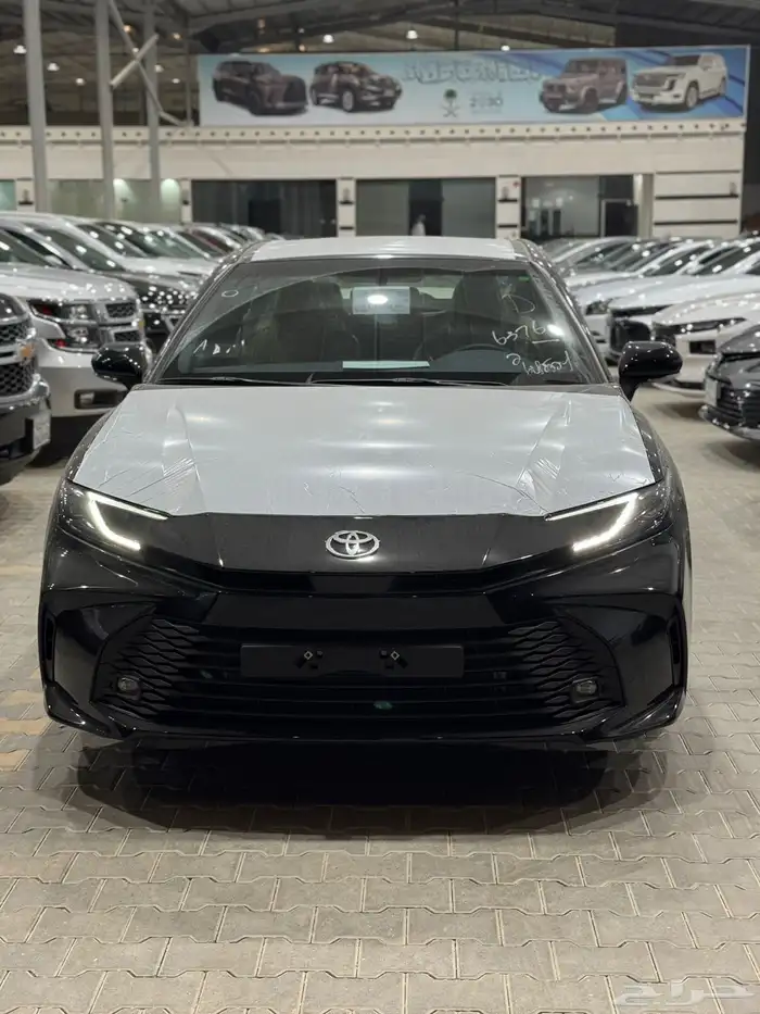تويوتا كامري 2025 استاندر E اسود - اصفار اقل سعرر 0