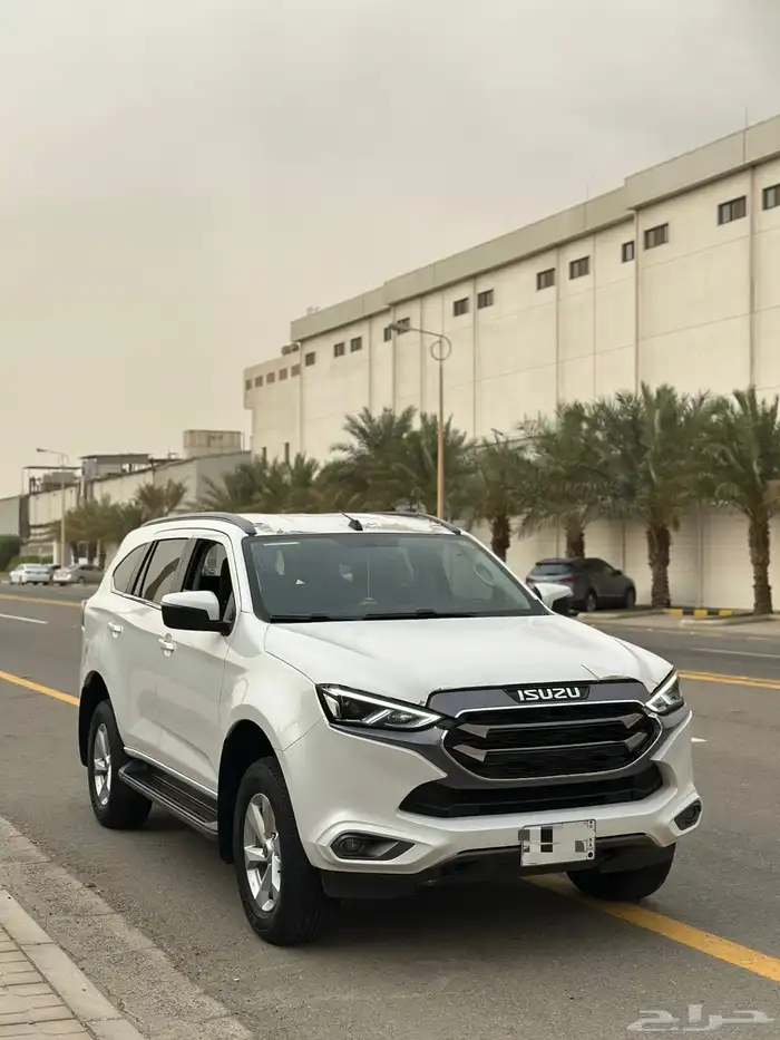 ايسوزو MUX 2024 نص فل 0