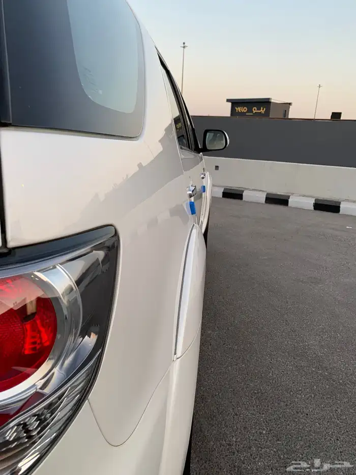 فورشنر أبيض لؤلؤي 2015 15