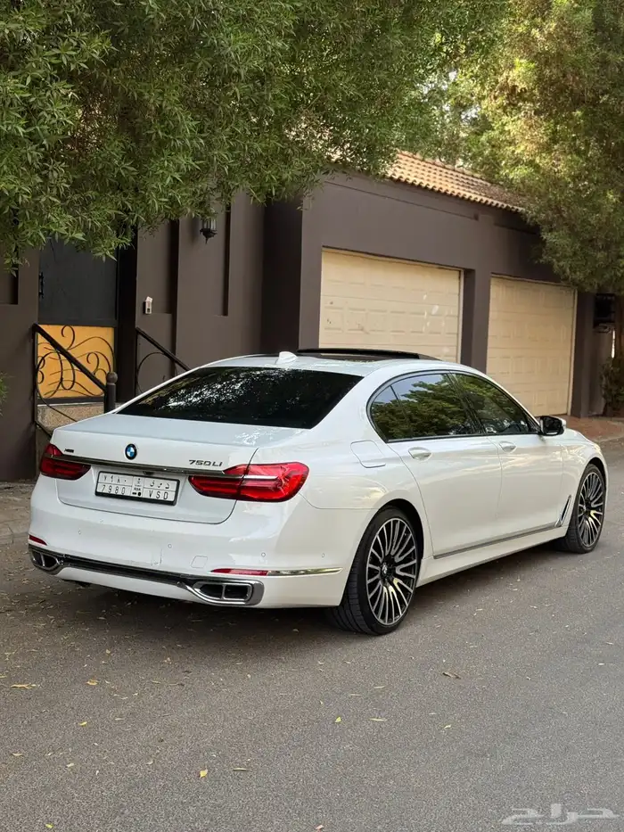 بي ام دبليو 2016 750li 13