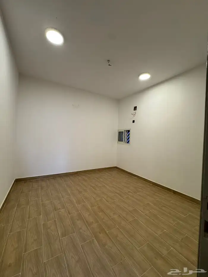 للايجار دور ارضي و دور علوي مفصوله الملز 3