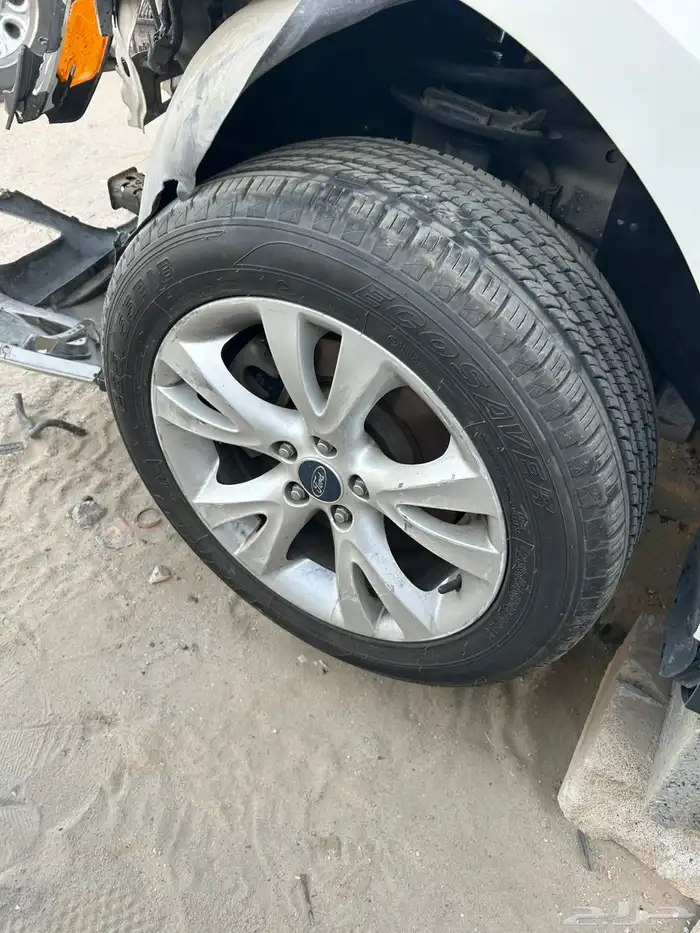 تورس 2012 بيع قطع غيار 5