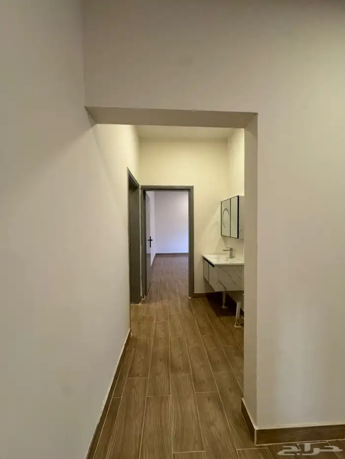 للايجار دور ارضي و دور علوي مفصوله الملز 17