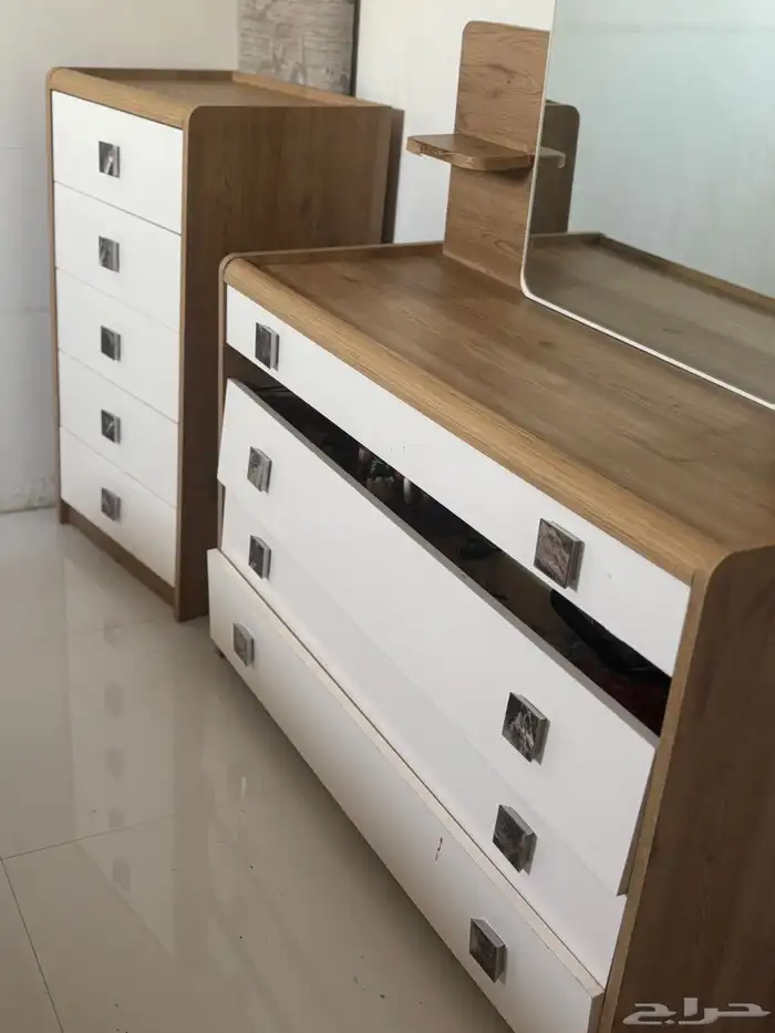 غرفة نوم نظيفة للبيع 0