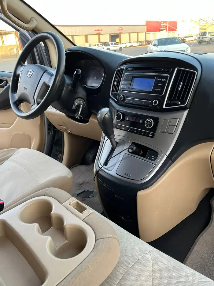 هونداي 2017 بنزين H1 9