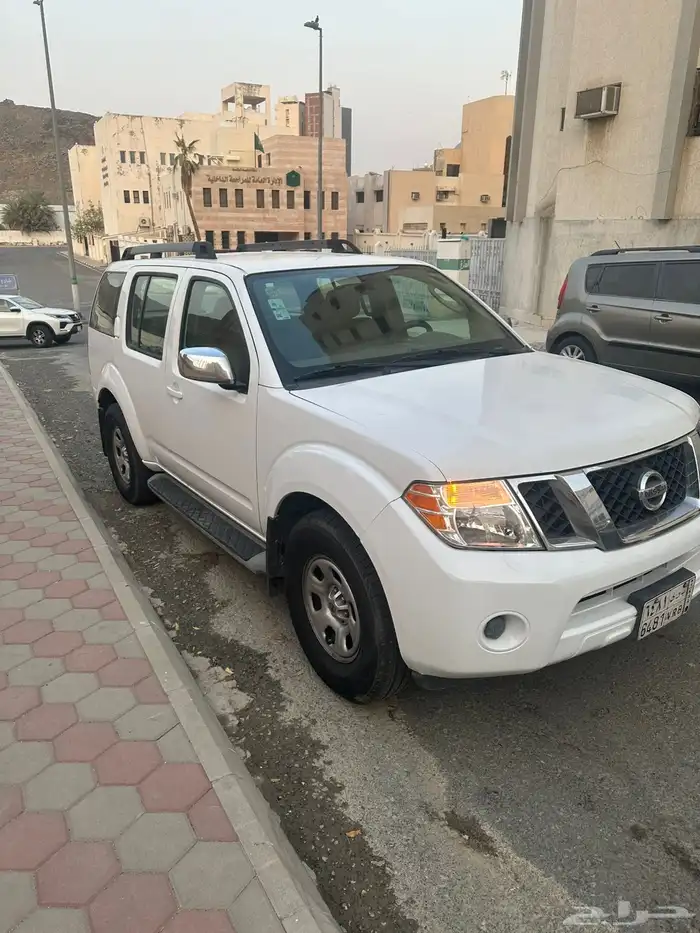 نيسان باثفندر 11