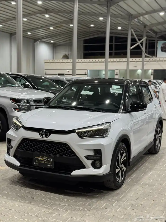 تويوتا رايز 2024 ليمتد فل كامل - عداد 35 الف كيلو 2