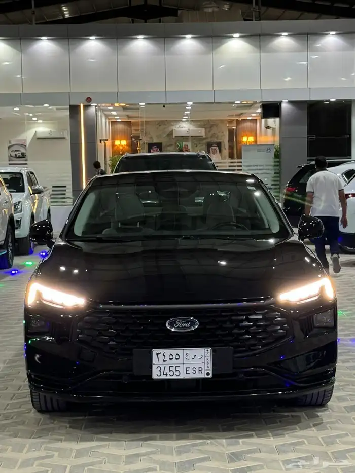 فورد توروس تيتانيوم فل كامل سعودي 11
