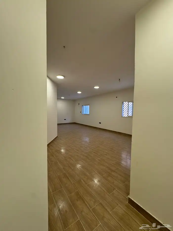 للايجار دور ارضي و دور علوي مفصوله الملز 6