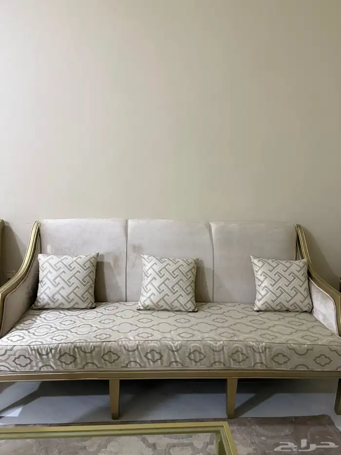 كنب وطاولات 2