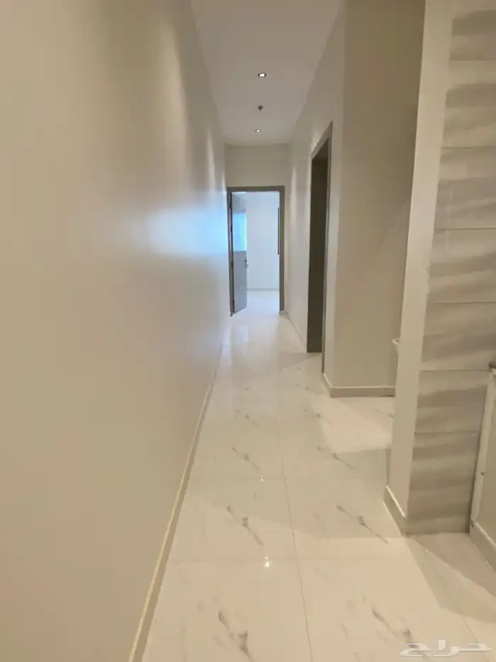 شقق للايجار جديدة عزاب حي الجنادرية بوابة الشرق 4