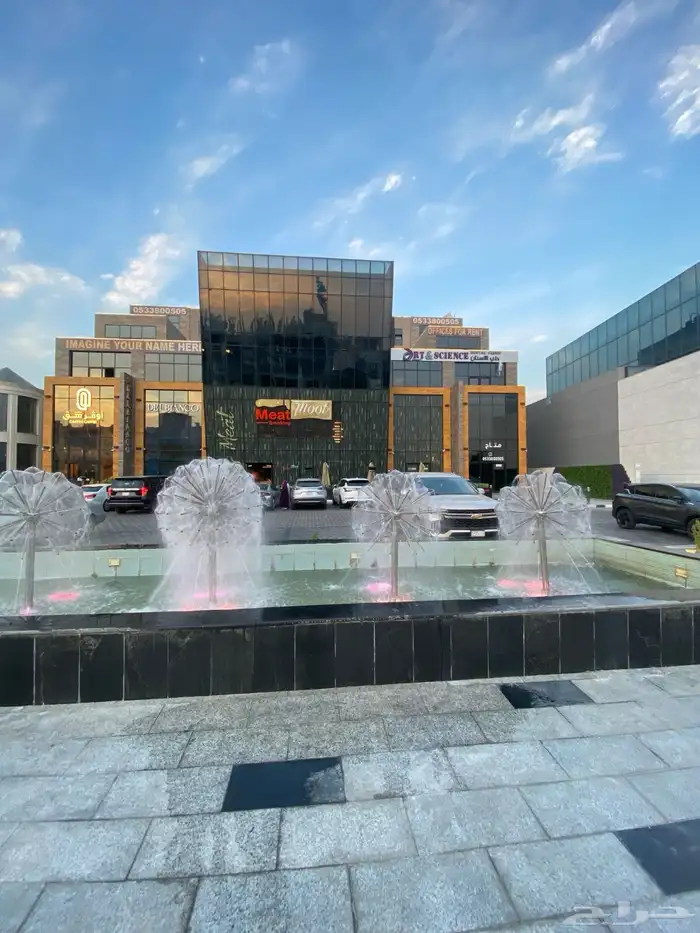 معرض للإيجار 3