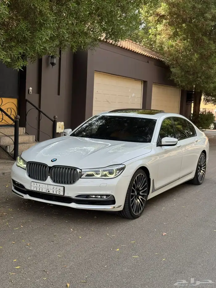 بي ام دبليو 2016 750li 0