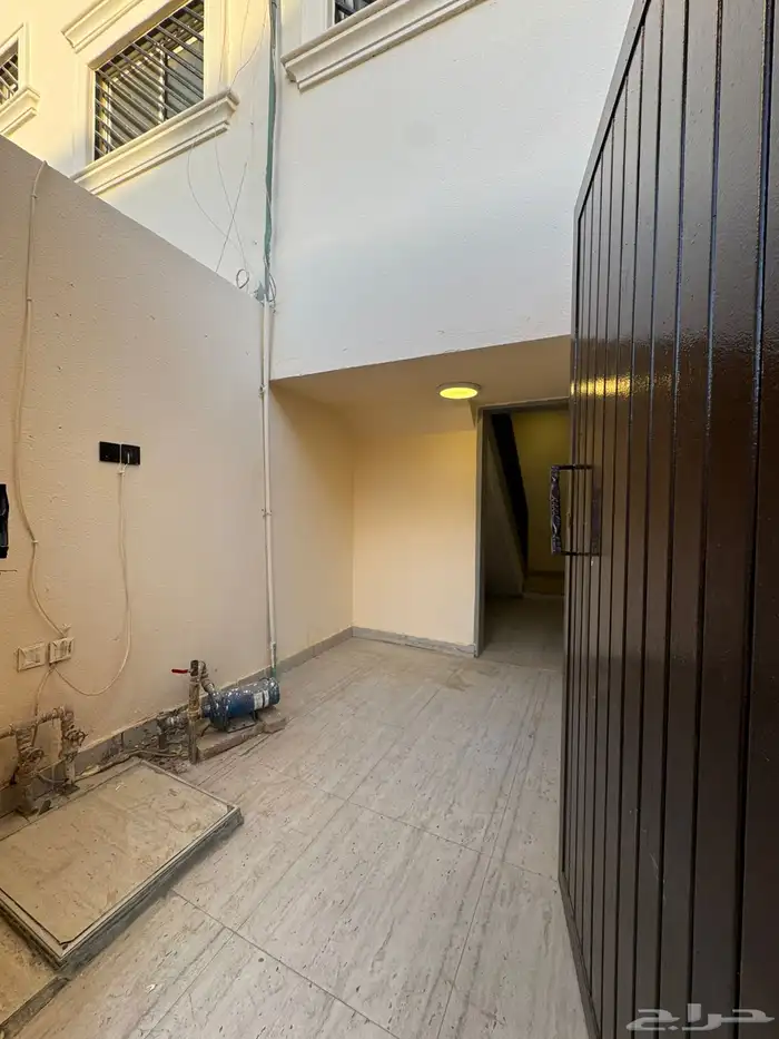 للايجار دور ارضي و دور علوي مفصوله الملز 12