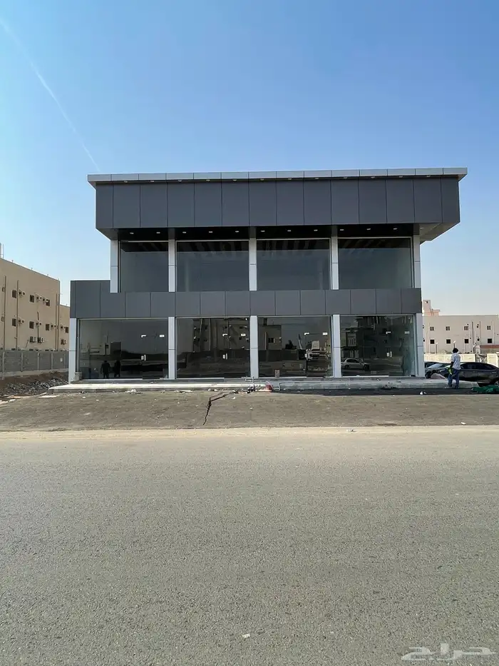 كلادينج وتشطيبات ومقاولات 3