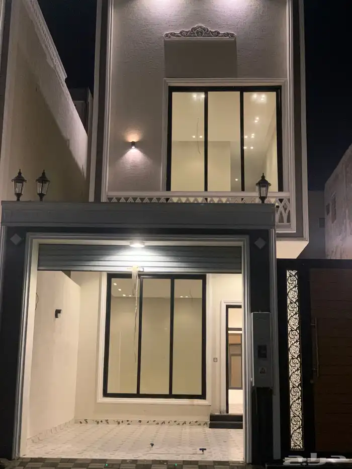 للبيع فيل ا دوبلكس مختصرة وراقية بسعر 730 4