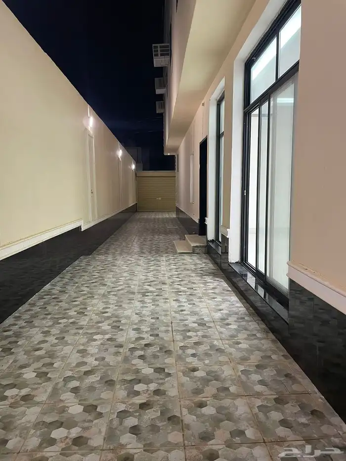 دور أرضي للايجار بالمزاحمية 14