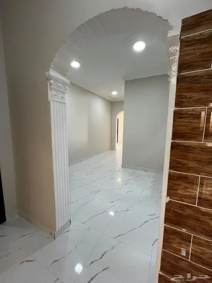 شقة حي الدانة 3 دور ارضي جديدة 11