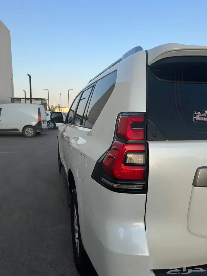 جيب برادو 2019 7