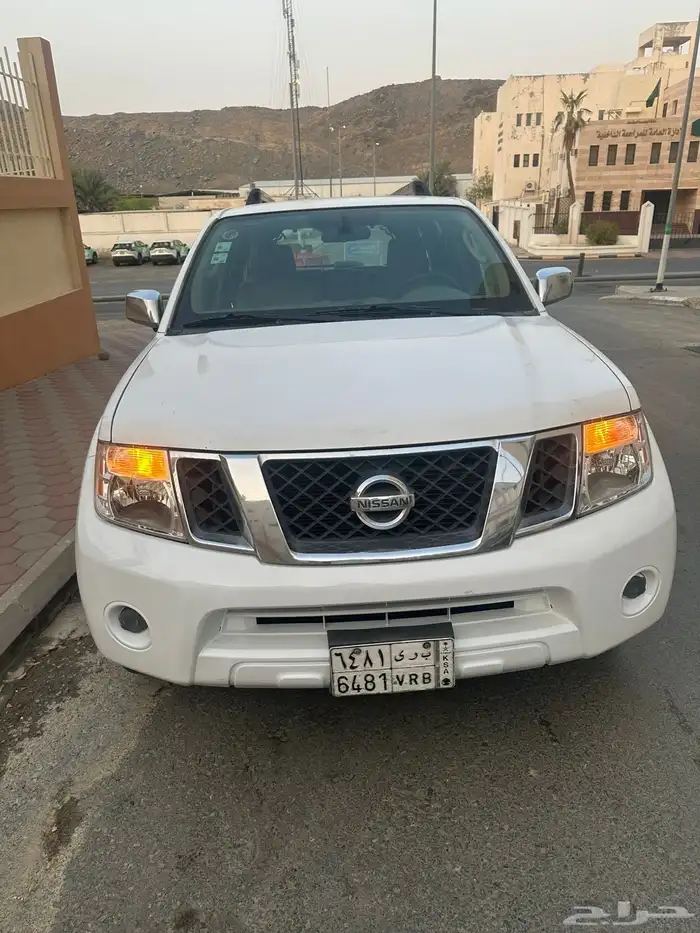 نيسان باثفندر 1