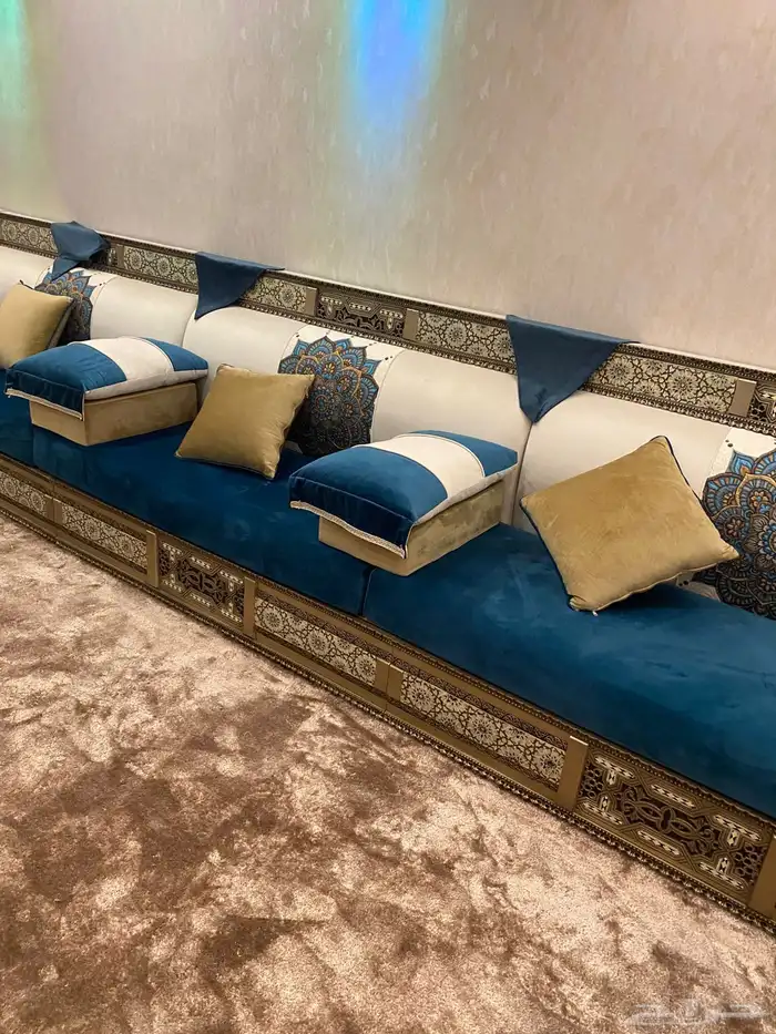 كنب ستايل مغربي مع الستارة والطاولات 3