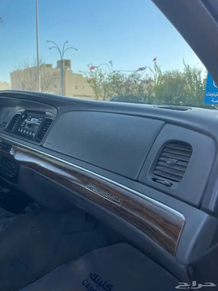 فورد ماركيز 1999 ماشي قليل 7