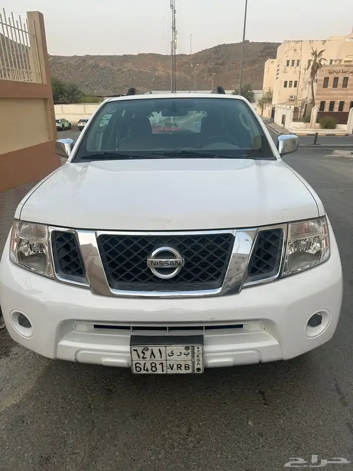 نيسان باثفندر 12