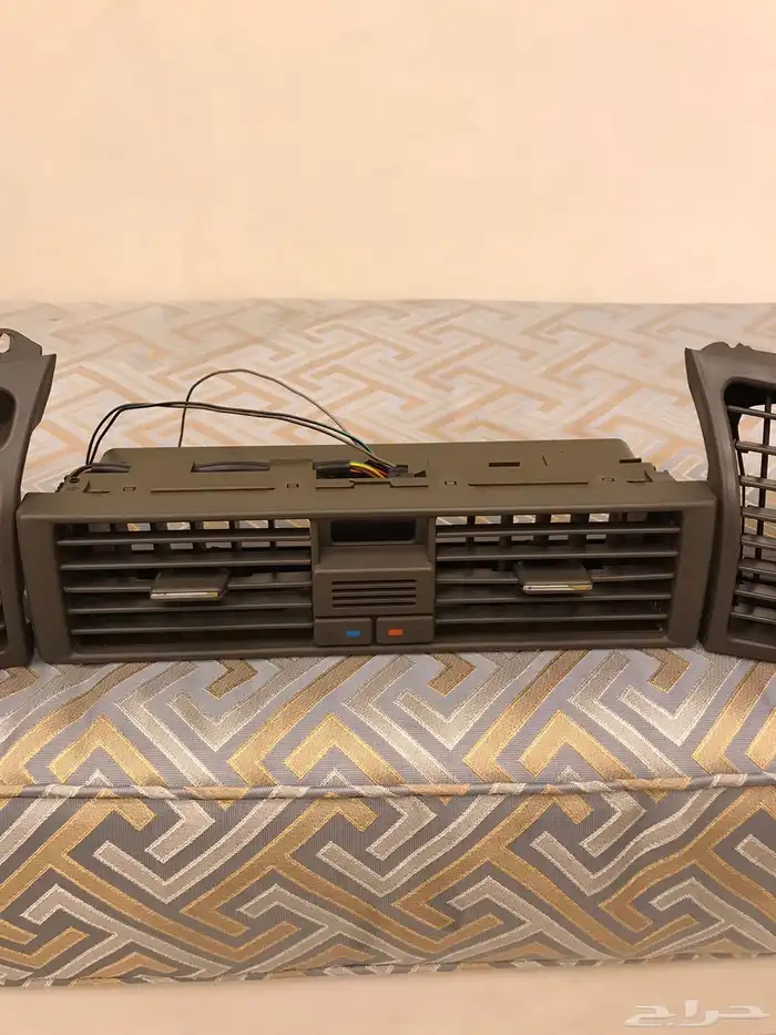 ريش مكيف حساس شبح بيج غامق 1