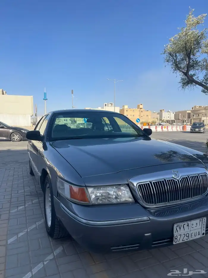 فورد ماركيز 1999 ماشي قليل 0