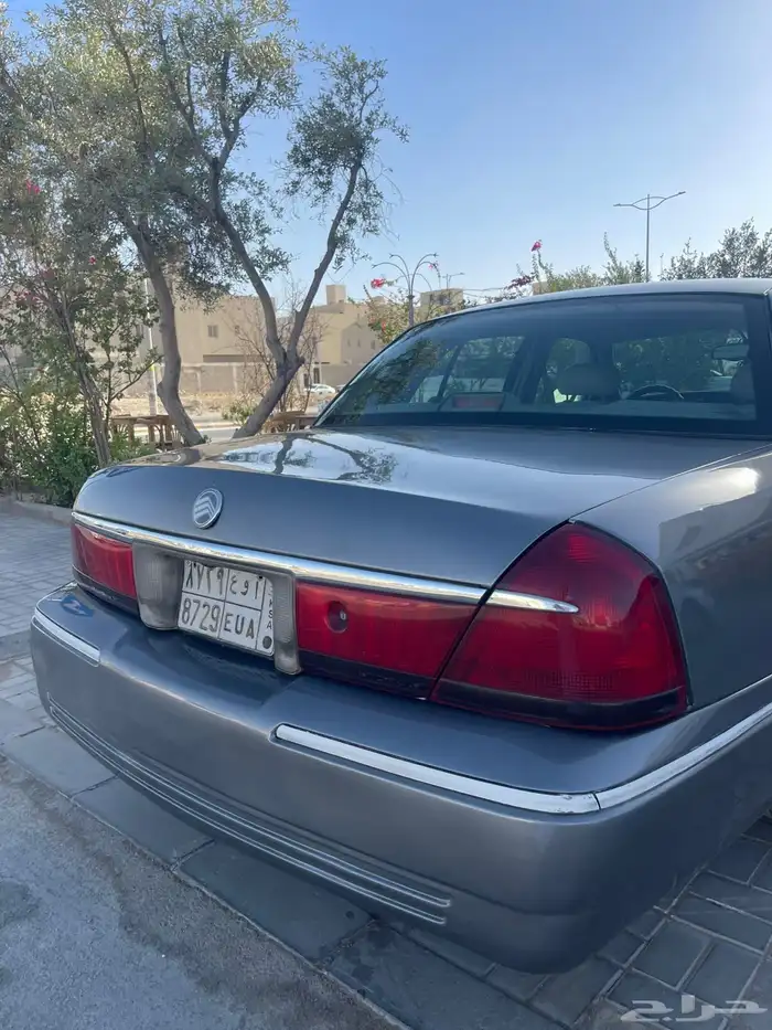 فورد ماركيز 1999 ماشي قليل 3