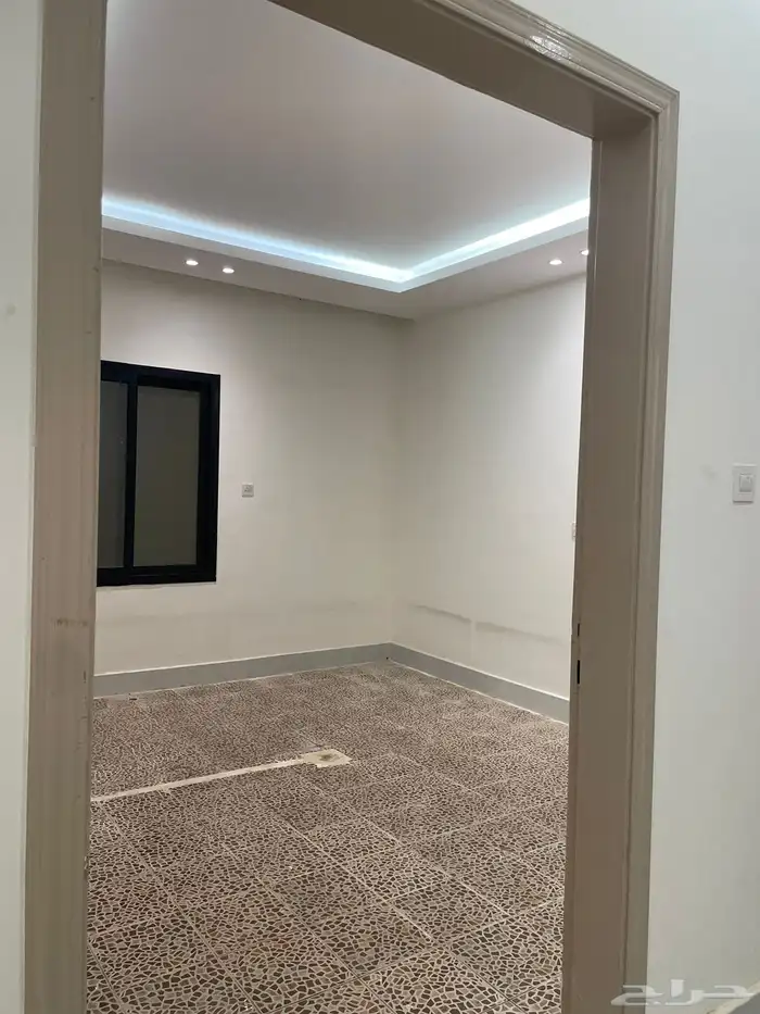 دور أرضي للايجار بالمزاحمية 8