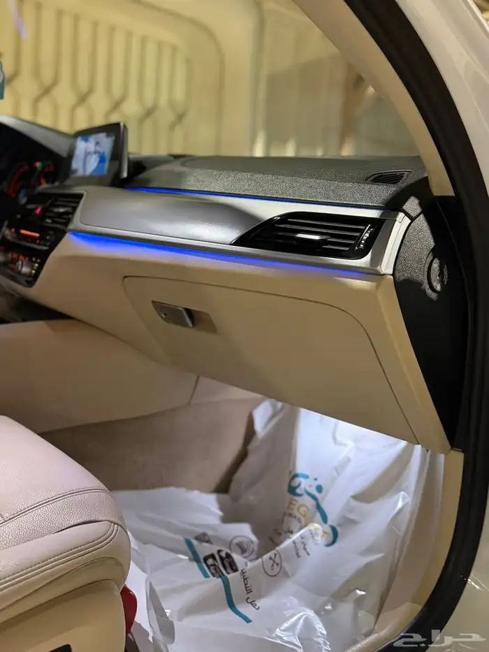 بس ام دبليو 2020 2