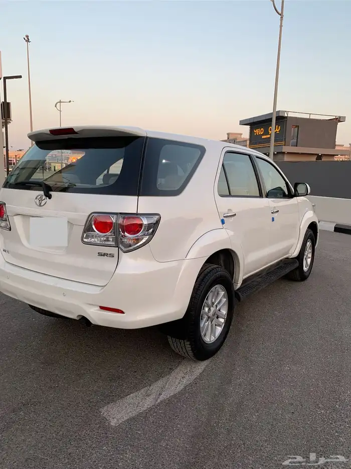 فورشنر أبيض لؤلؤي 2015 10