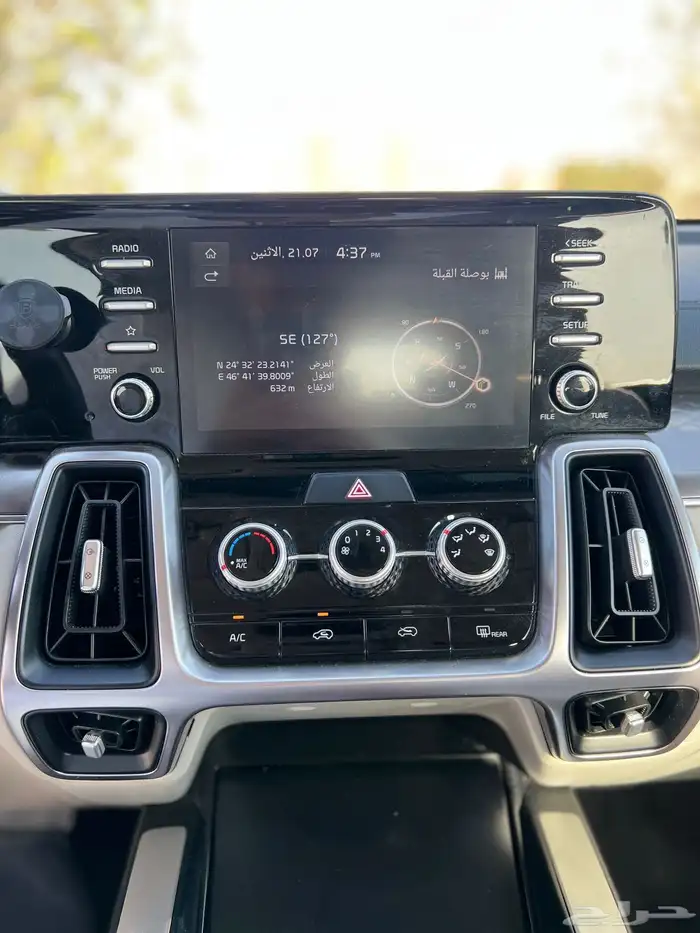 كيا سورنتو 2021 3