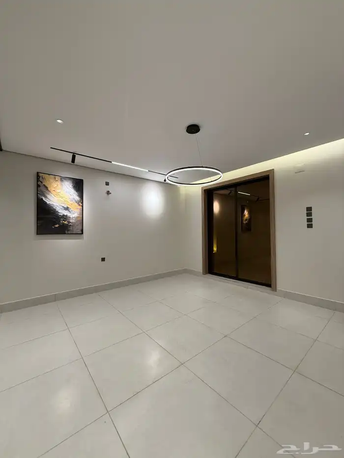 للبيع شقه ارضيه 8