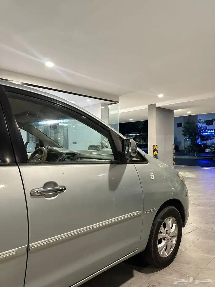 تويوتا انوفا 2007 6