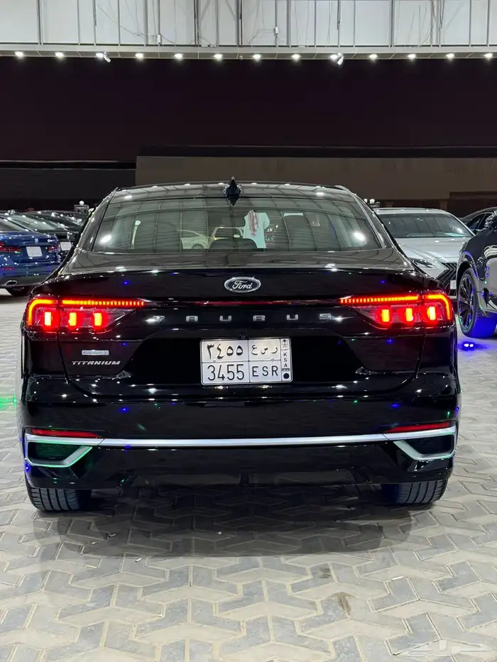 فورد توروس تيتانيوم فل كامل سعودي 7