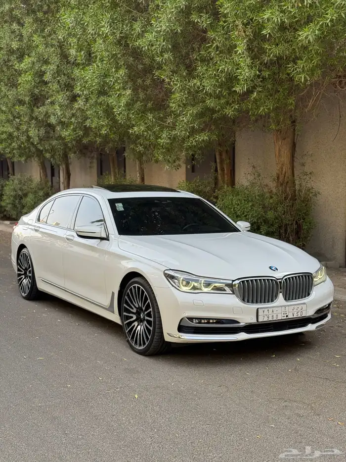 بي ام دبليو 2016 750li 5
