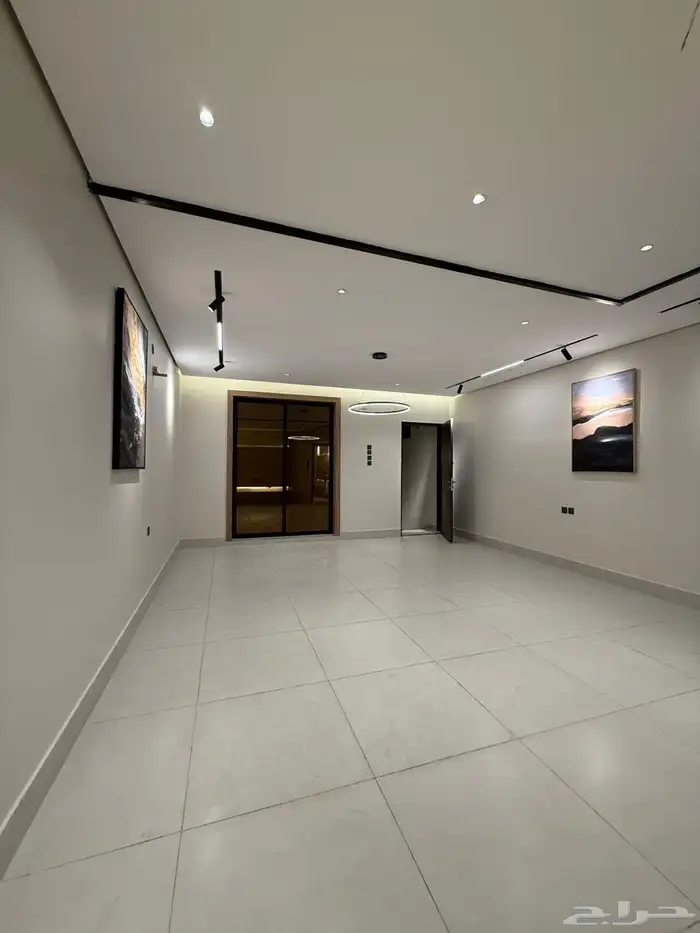 للبيع شقه ارضيه 11