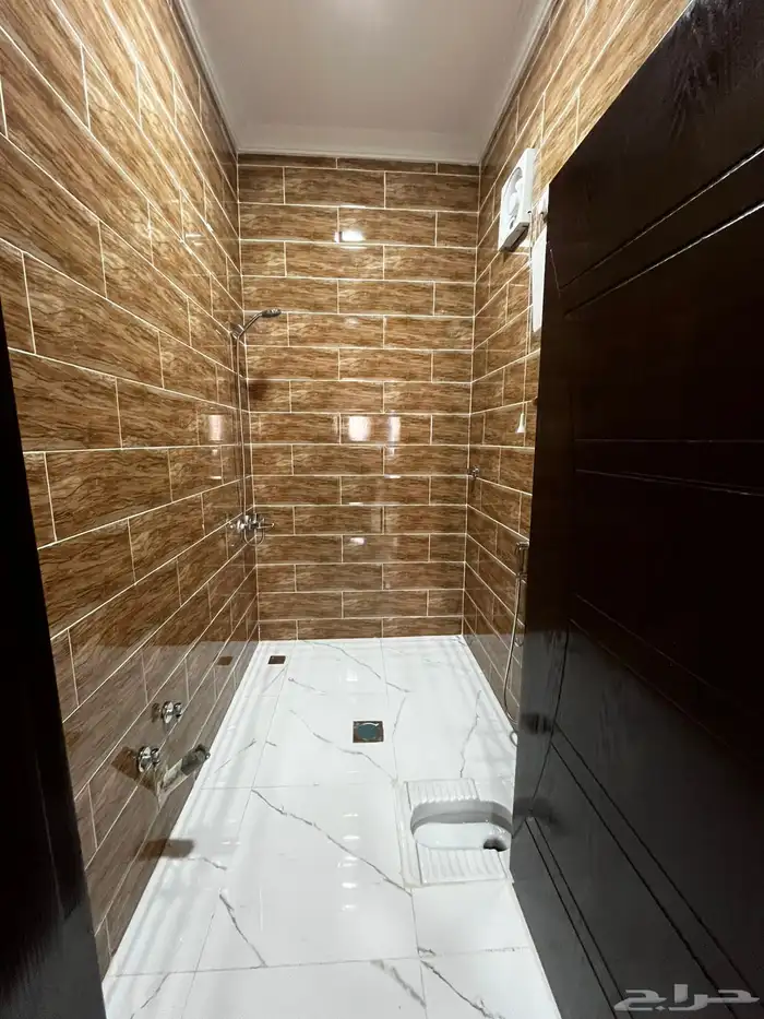 شقة حي الدانة 3 دور ارضي جديدة 9