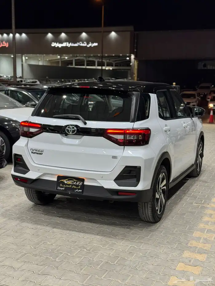 تويوتا رايز 2024 ليمتد فل كامل - عداد 35 الف كيلو 4