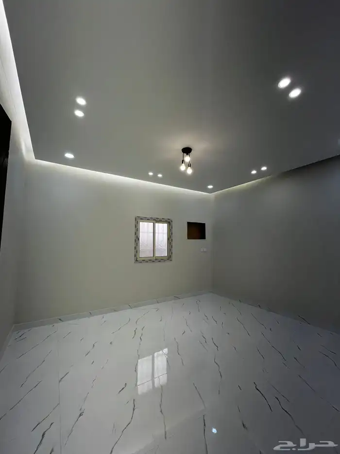 شقة حي الدانة 3 دور ارضي جديدة 6