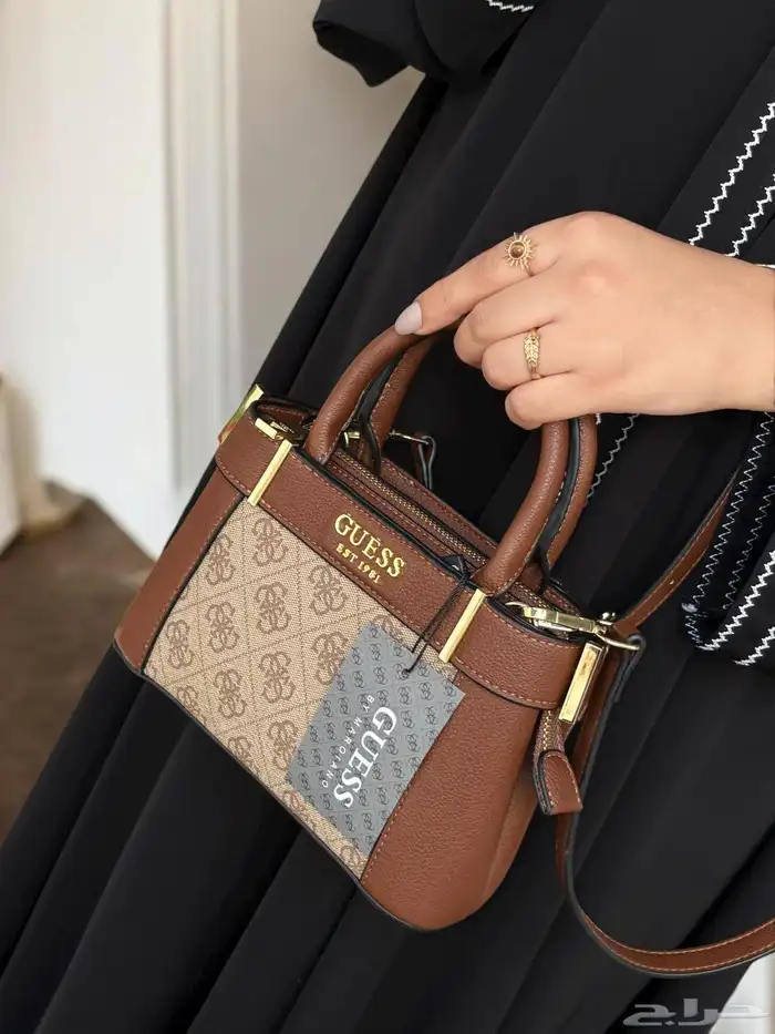 شنط ماركات ماركات درجه اولى مع ملحقاته 44