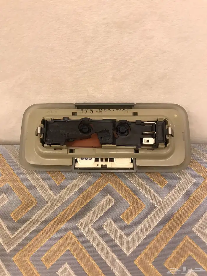 لمبة حساس خلفي رصاصي مرسيدس شبح 1