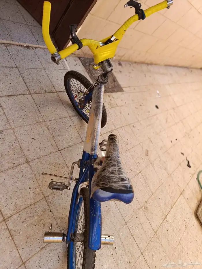 سيكل كوبرا مقاس 20ورخيص مره   وعادني أمس صلحته 3