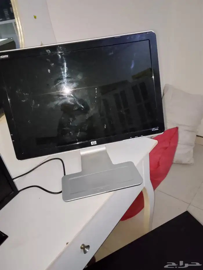 كمبيوتر لينوفو مع شاشه 3