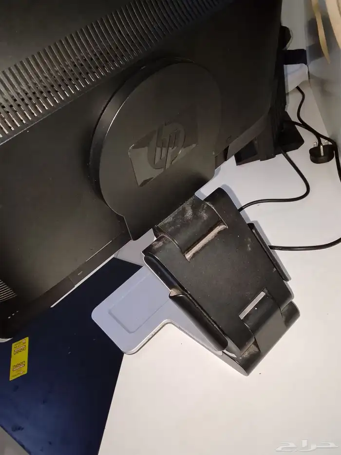 كمبيوتر لينوفو مع شاشه 2